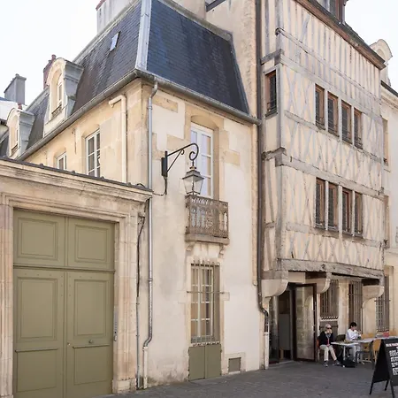 La Chouette Des Ducs, En Hypercentre Apartman *